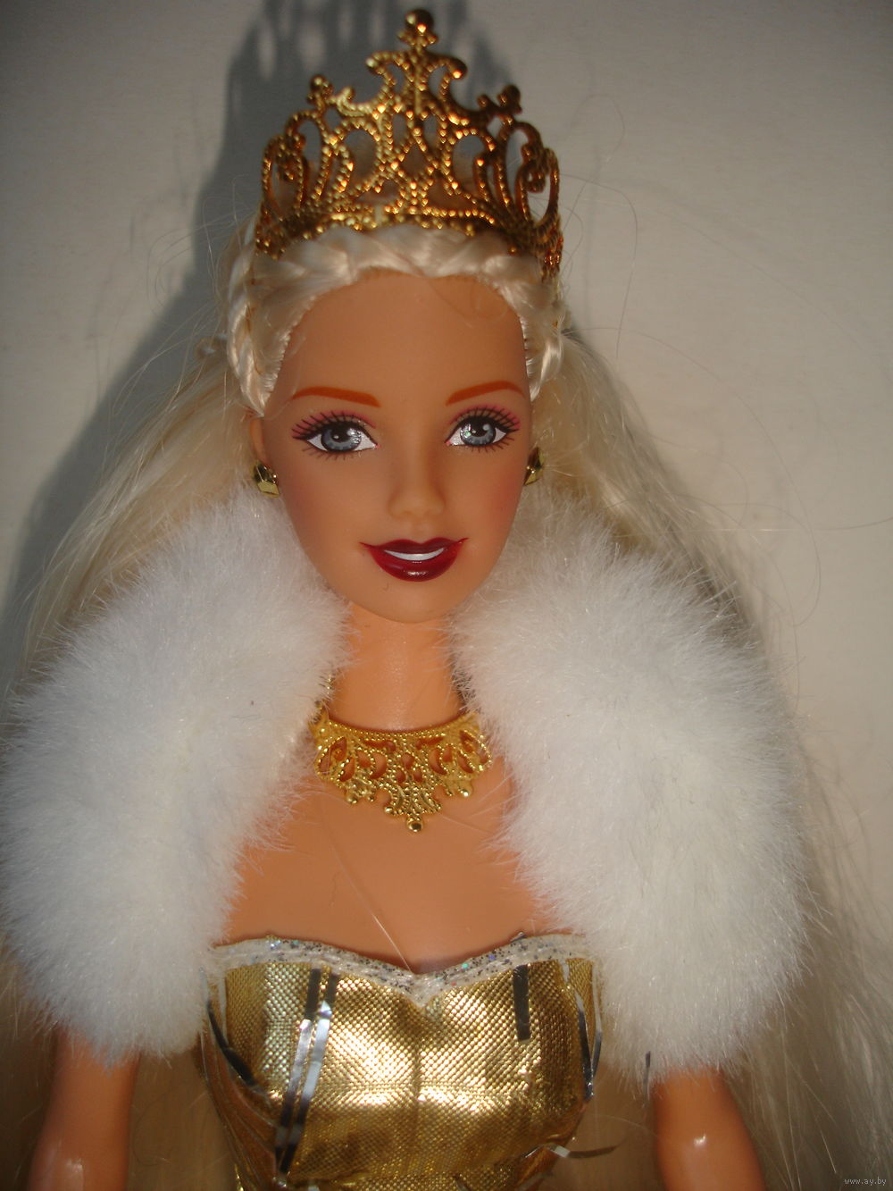 Кукла Принцесса Барби Barbie Celebration Mattel 2000г в золотом платье.